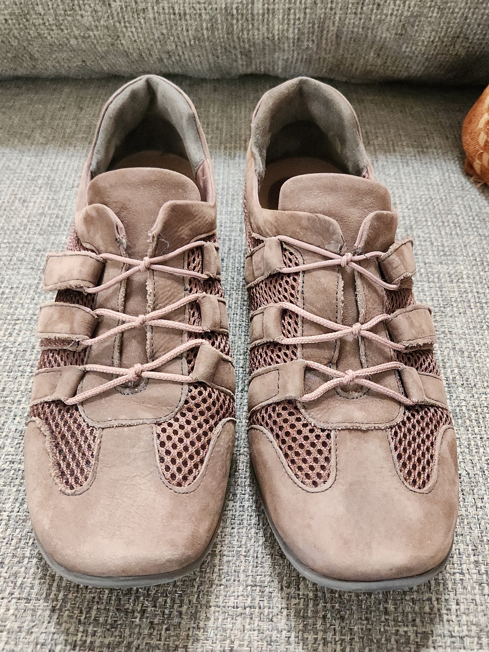 Walking Cradles Suede Arena Neutral Taupe Mesh Comfort Walking Shoes 8